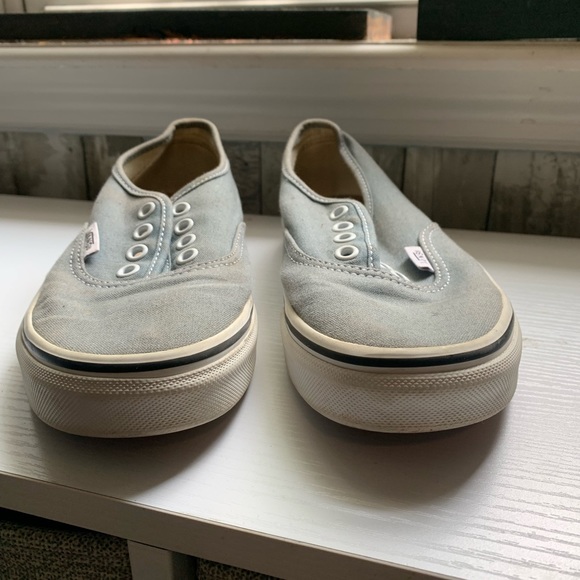 Vans - Picture 4 of 5